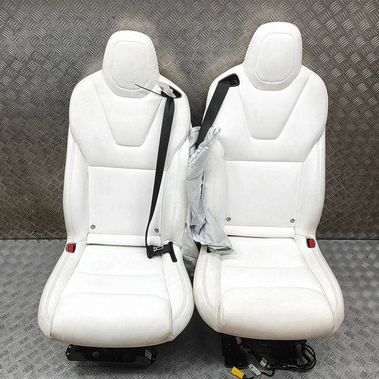 Tagaiste 106812300E