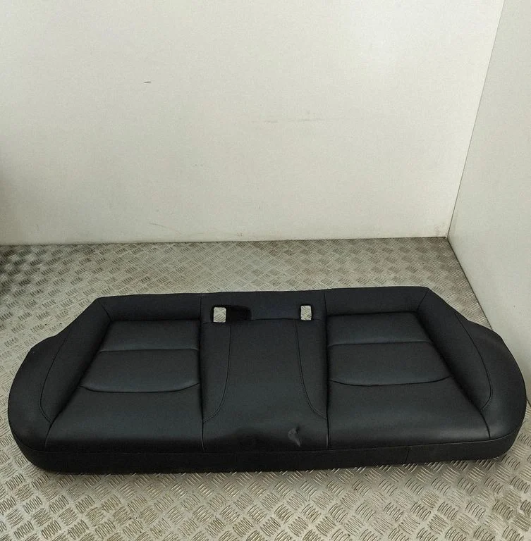Kanapa tylna 145268500B