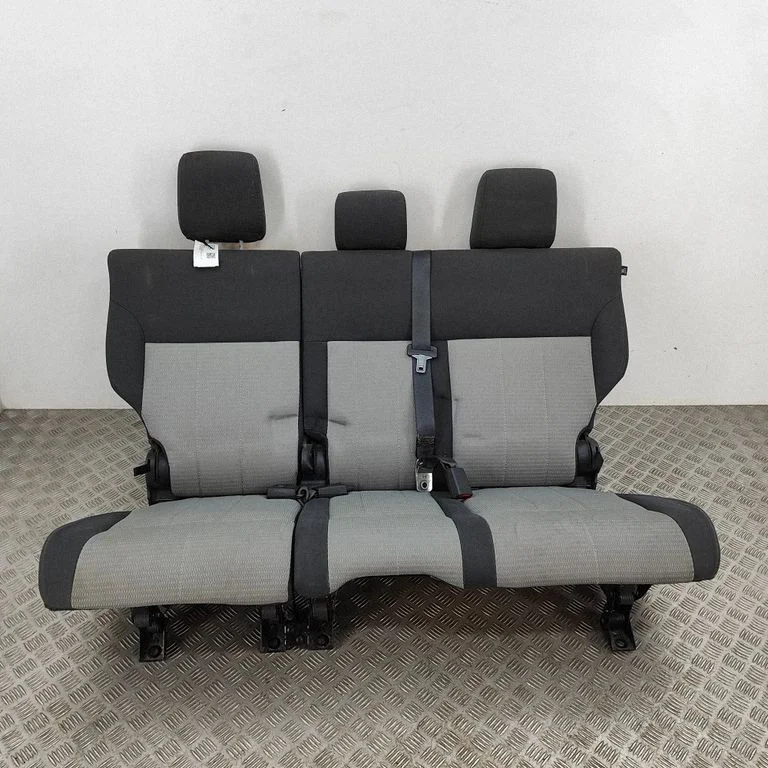 Aizmugurējais sēdeklis 68004484AA
