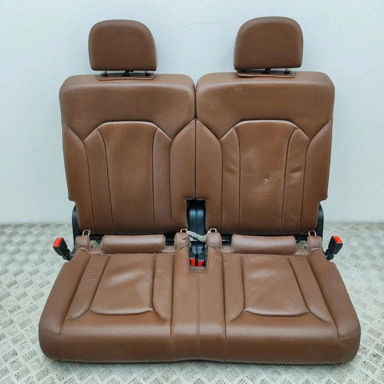 Aizmugurējais sēdeklis 4M0885806B