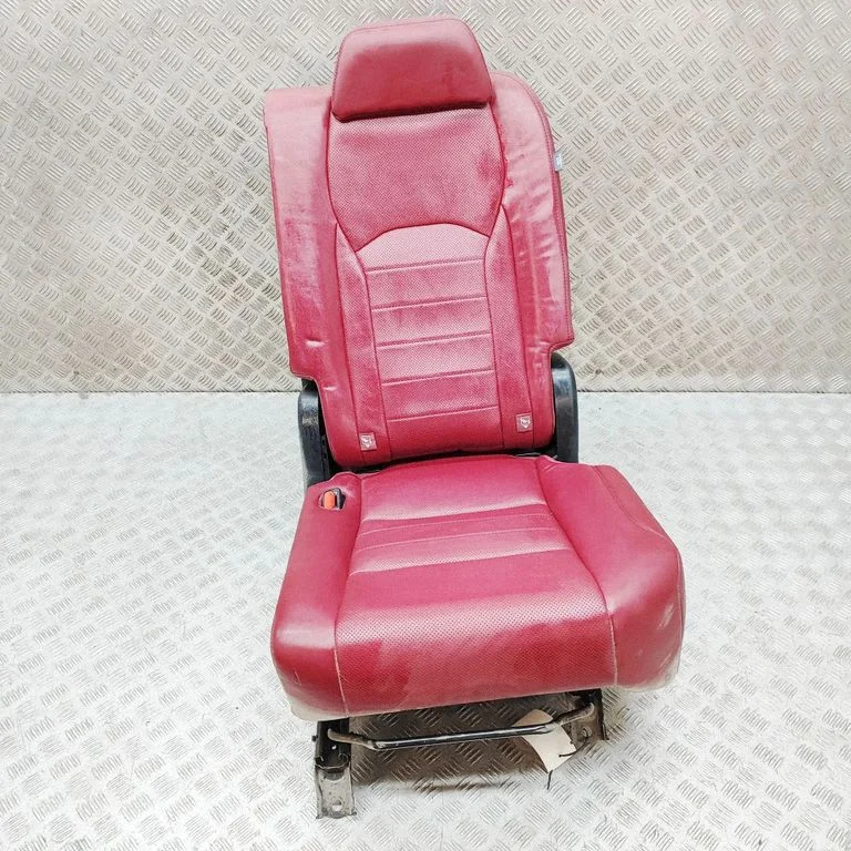 Aizmugurējais sēdeklis 7910248100