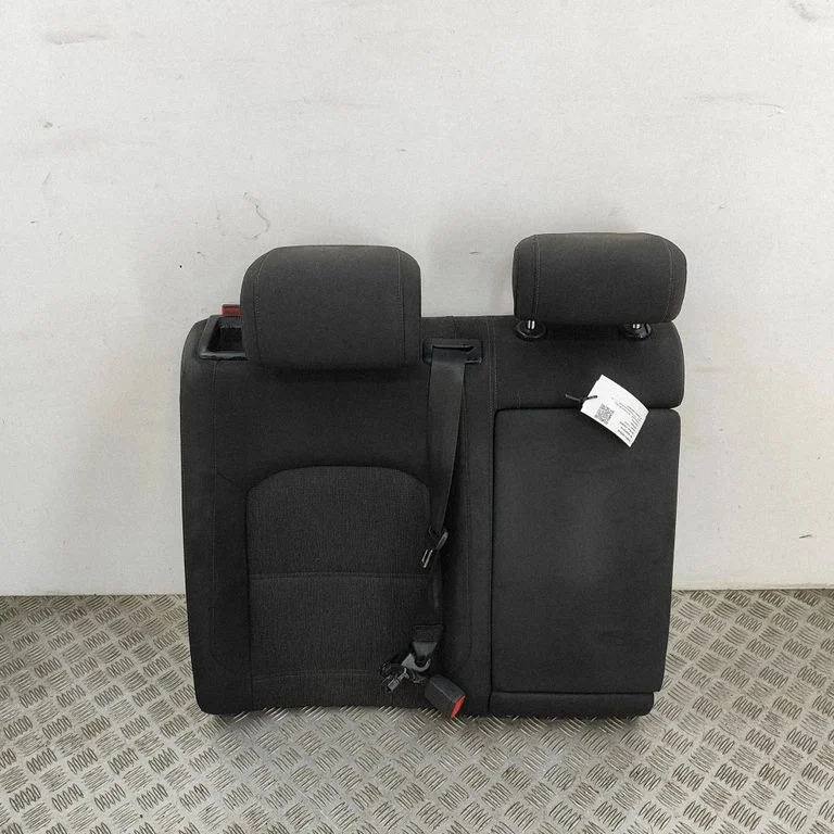 Aizmugurējais sēdeklis 5Q0885504CA