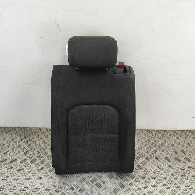 Aizmugurējais sēdeklis 5Q0885503Q