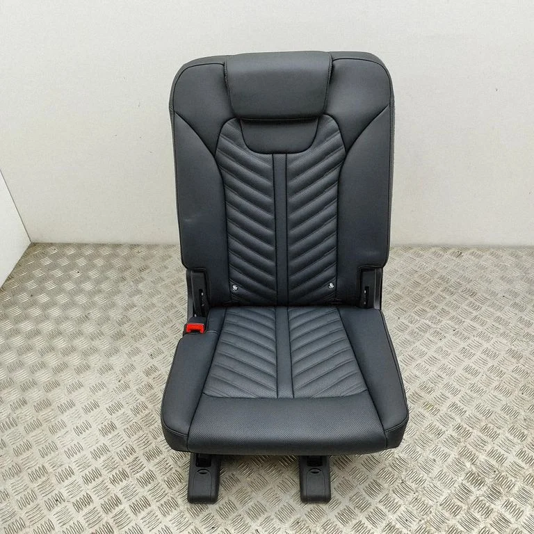 Rear seat 89A10P2081MDL