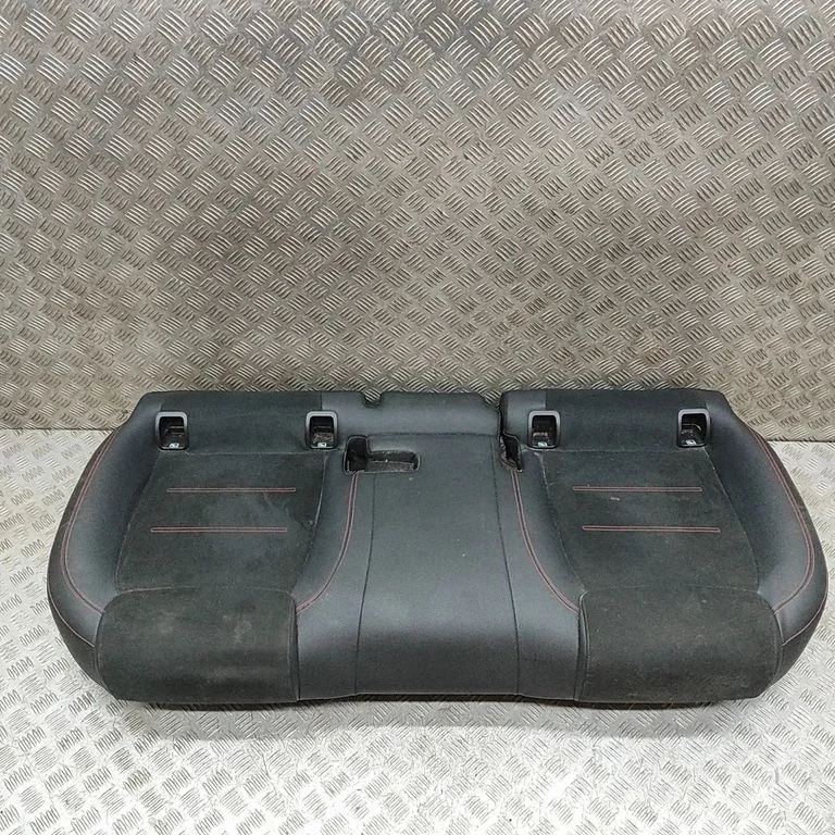 Tagaiste A2439201500