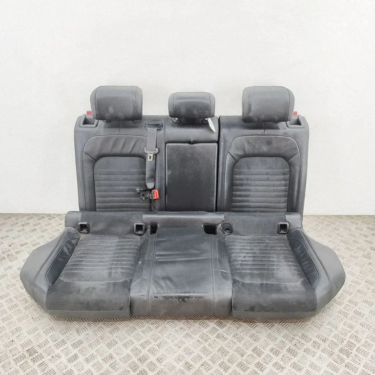 Aizmugurējais sēdeklis 5Q0885503Q
