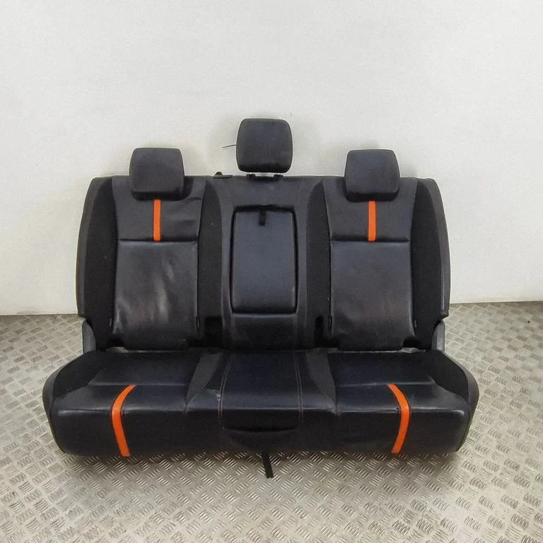Rear seat – Ford Ranger (2012-2018)