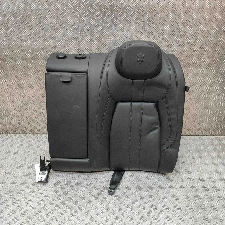 Rear seat 670093300