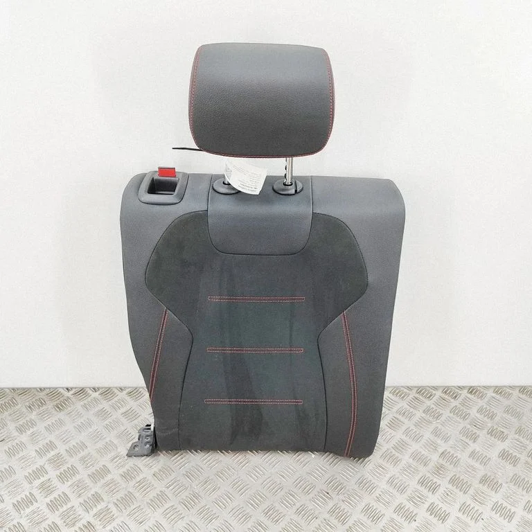 Aizmugurējais sēdeklis A2479202200