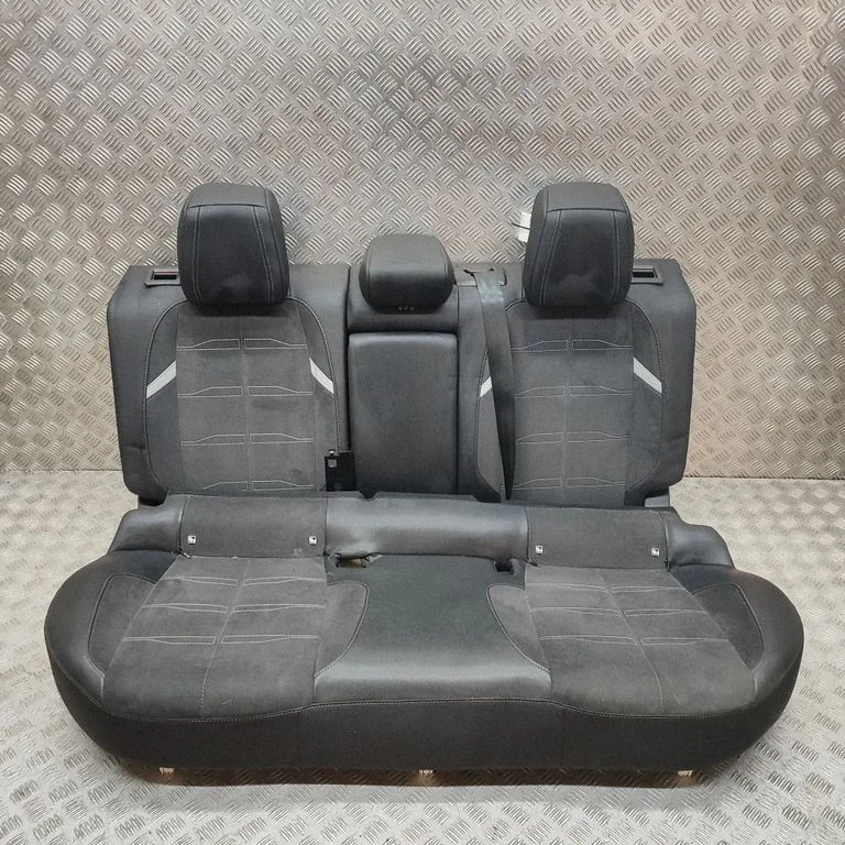 Aizmugurējais sēdeklis 9832582880