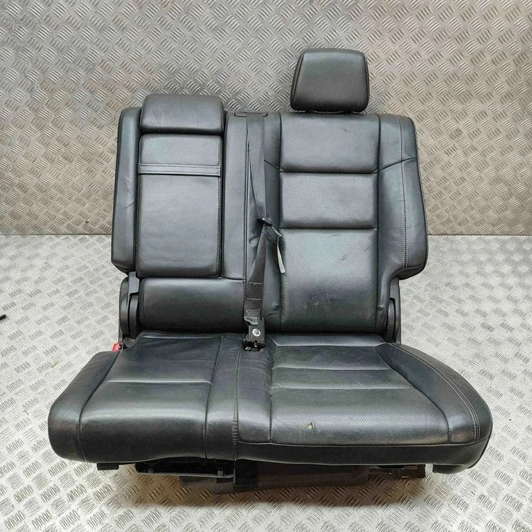 Rear seat K5PK39DX9AA