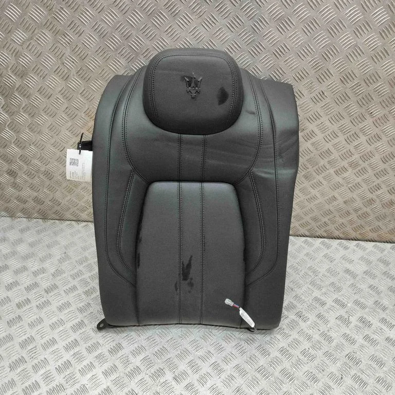 Rear seat 670095272