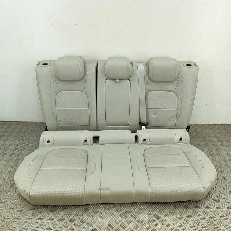 Tagaiste J9D366801AA