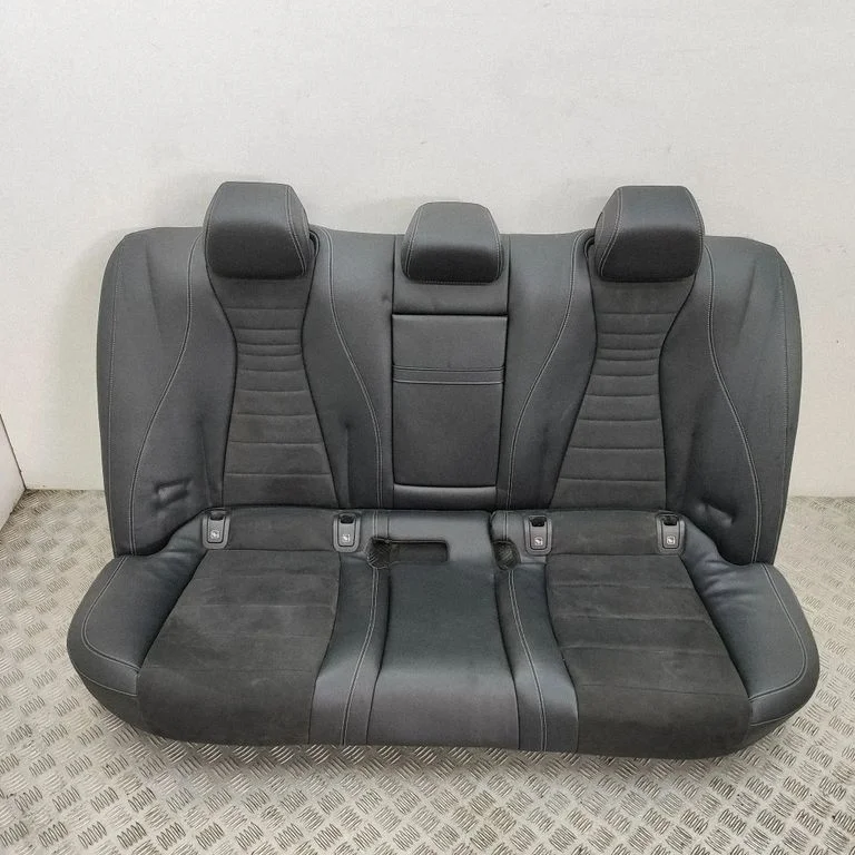 Aizmugurējais sēdeklis A2139230200