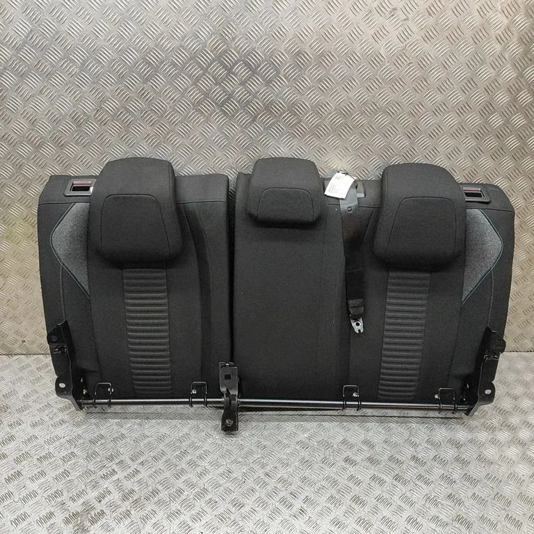 Aizmugurējais sēdeklis 9809641980