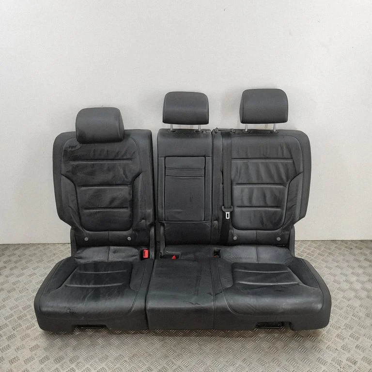 Tagaiste – Volkswagen Touareg II (2010-2018)