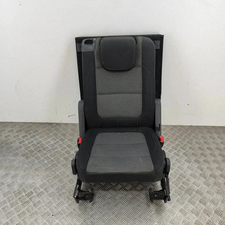 Rear seat 7N0885306