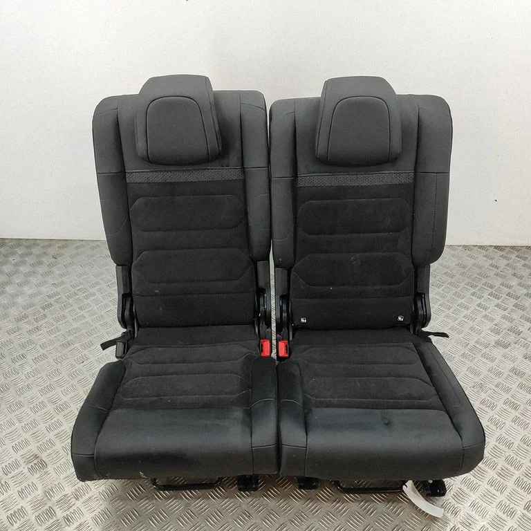 Aizmugurējais sēdeklis 9823459380