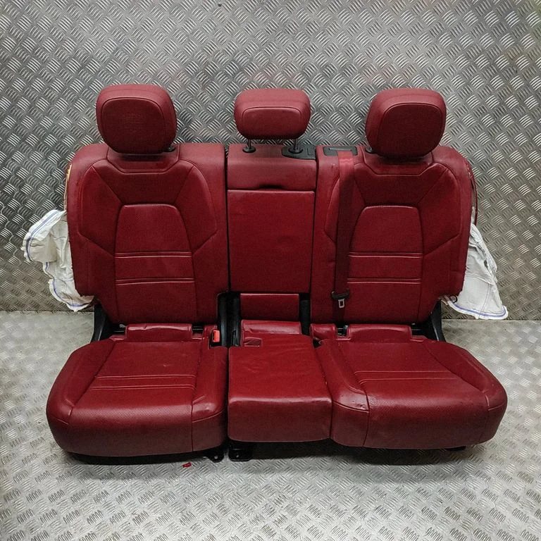 Aizmugurējais sēdeklis 9Y3885375C
