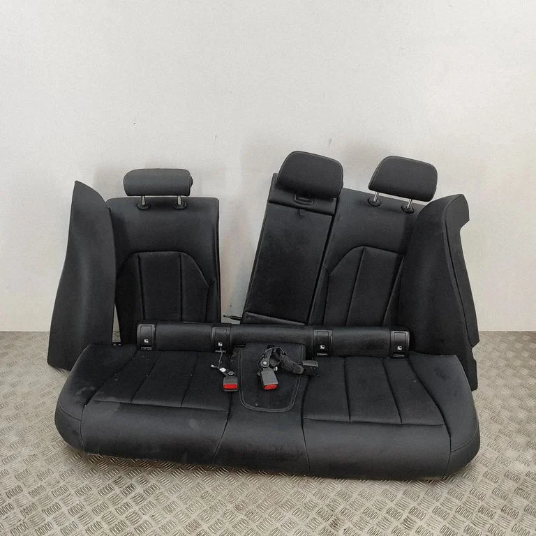 Aizmugurējais sēdeklis 8491230