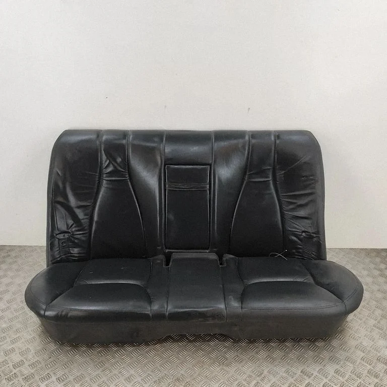 Aizmugurējais sēdeklis A2209200250