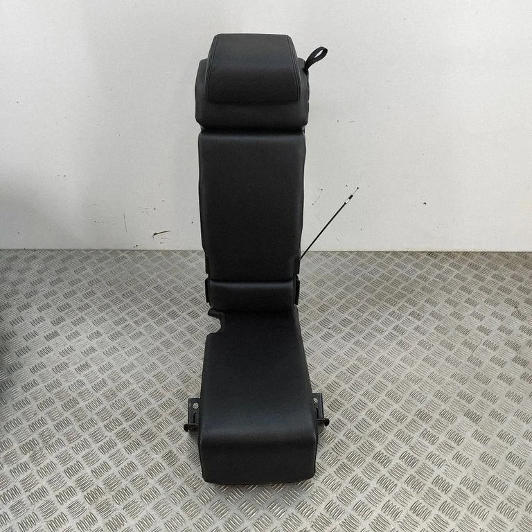 Rear seat K0725722X02
