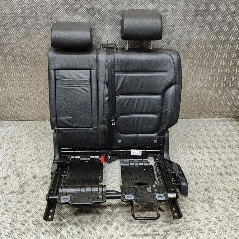 Tagaiste – Volkswagen Touareg II (2010-2018)