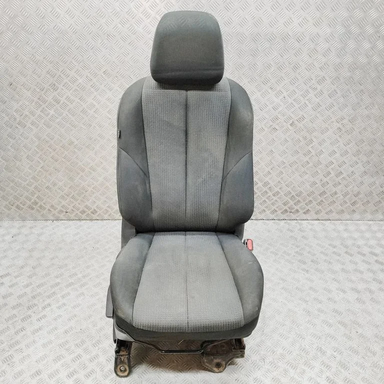 Priekšējais pasažiera sēdeklis 8981877163