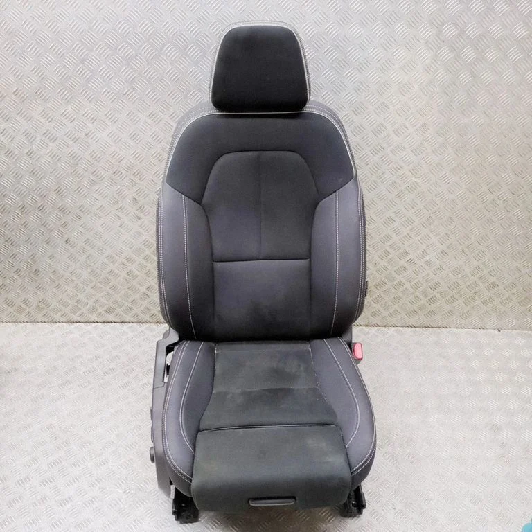 Front passenger seat 32314222 – Volvo EC40 (2024-)