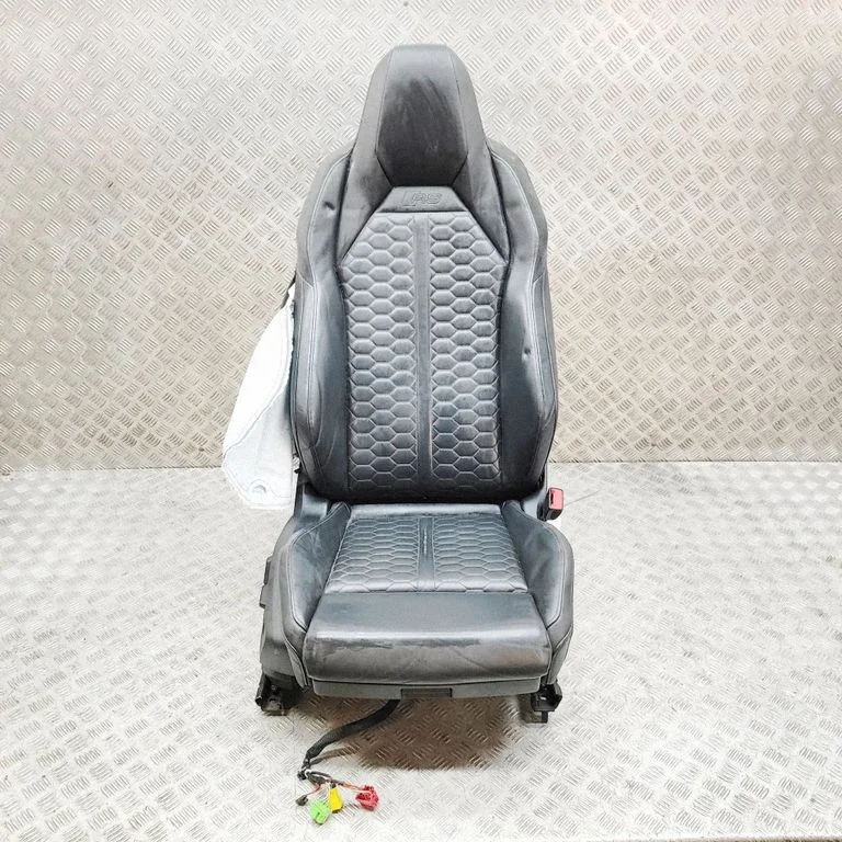 Fotel pasażera przedni 8S7881516C