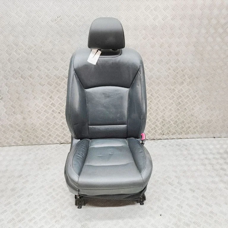 Front passenger seat 64100AL061