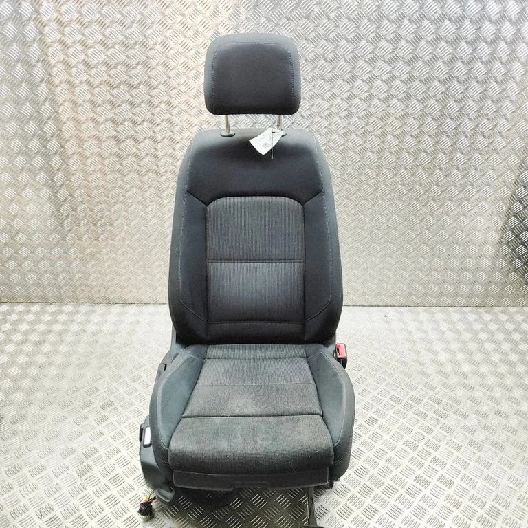 Front passenger seat 3G0881806KT