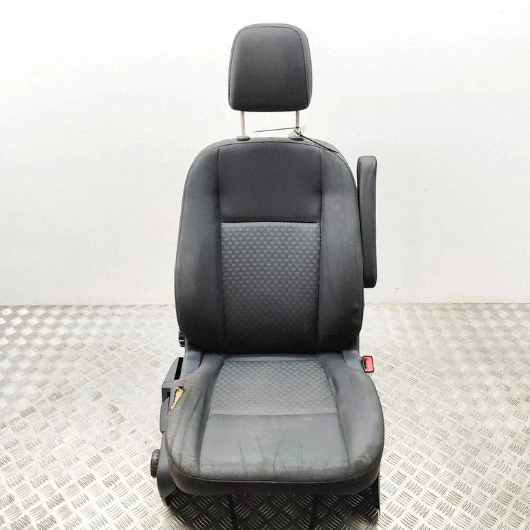 Priekšējais pasažiera sēdeklis BK2161714CM