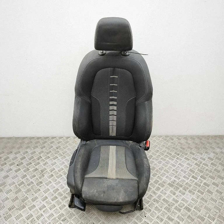 Front passenger seat 7310850