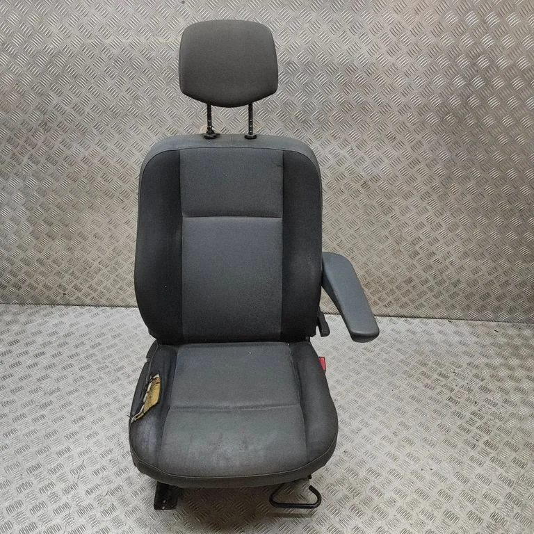Priekšējais pasažiera sēdeklis 8201690978