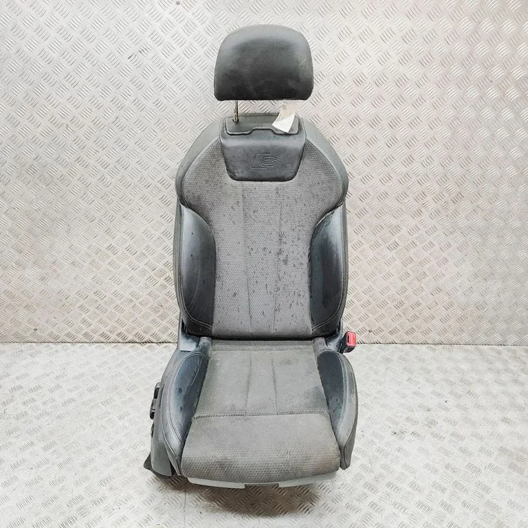 Priekšējais pasažiera sēdeklis 8W0881106F