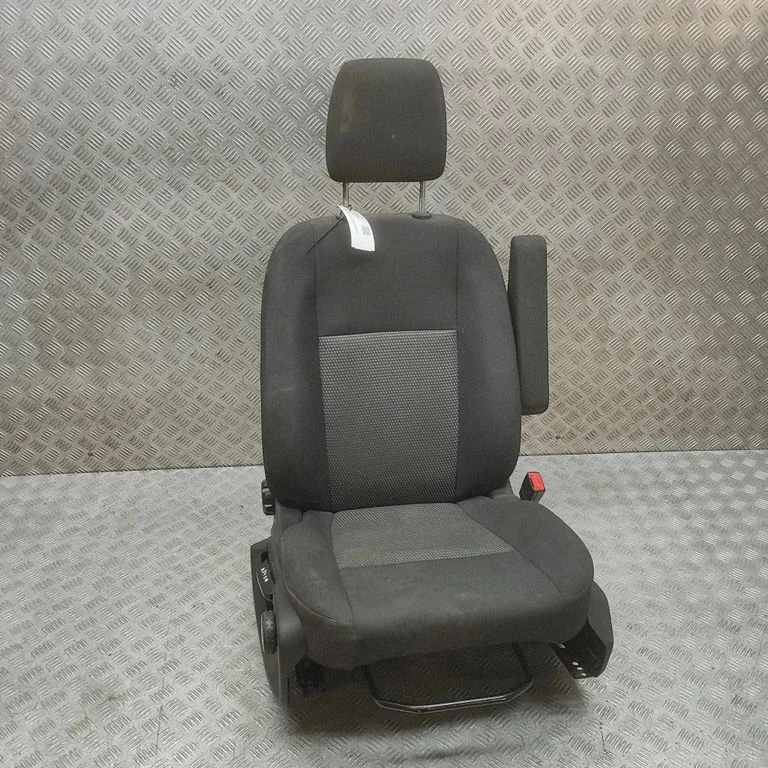 Priekšējais pasažiera sēdeklis BK21645A82HAB35B8