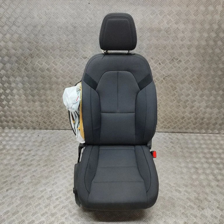 Priekšējais pasažiera sēdeklis 32206657