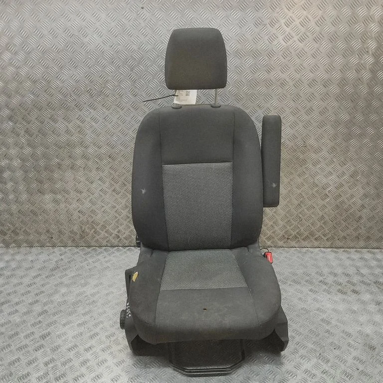 Front passenger seat BK21618D10AD3ZHE