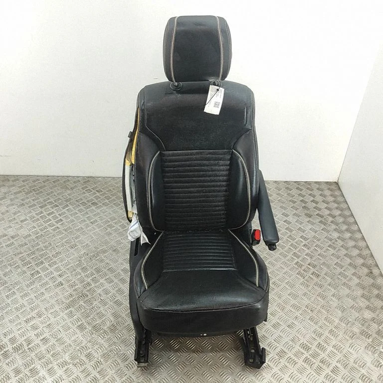Front passenger seat HY3264416DB