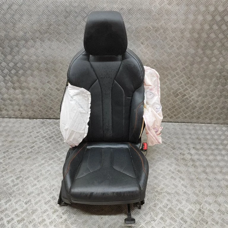 Front passenger seat – Skoda Enyaq iV (2020-)