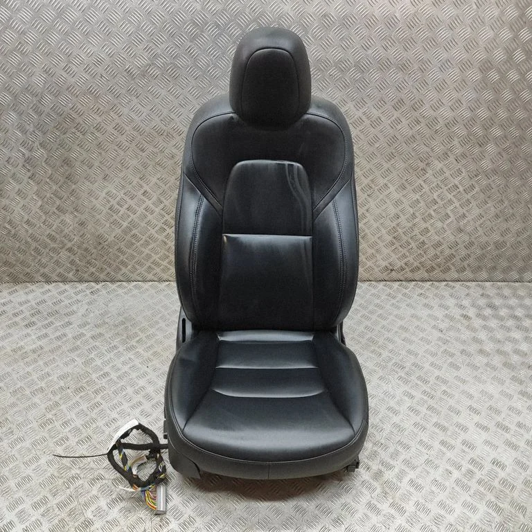 Front passenger seat 1758652C1A
