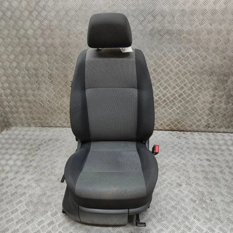 Front passenger seat – Volkswagen Caddy (2015-2020)