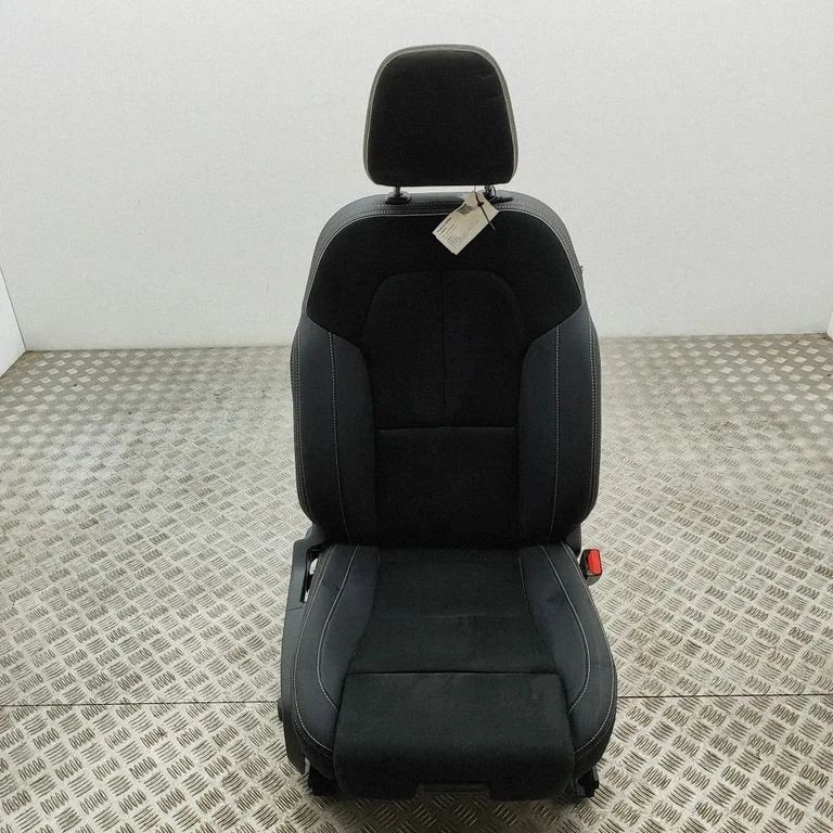 Fotel pasażera przedni 32338505
