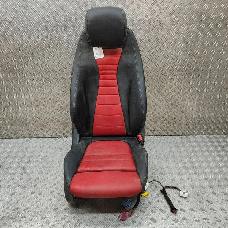 Fotel pasażera przedni A0009104508