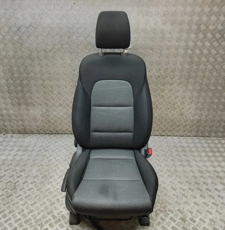Front passenger seat 88200D7112NNH