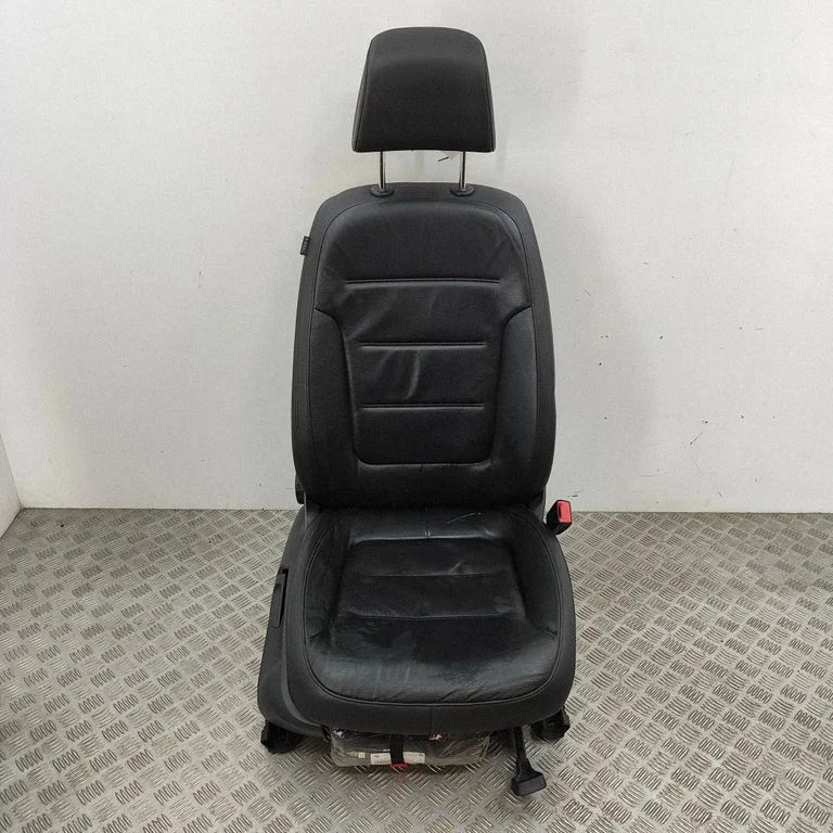 Front passenger seat – Volkswagen Touareg II (2010-2018)