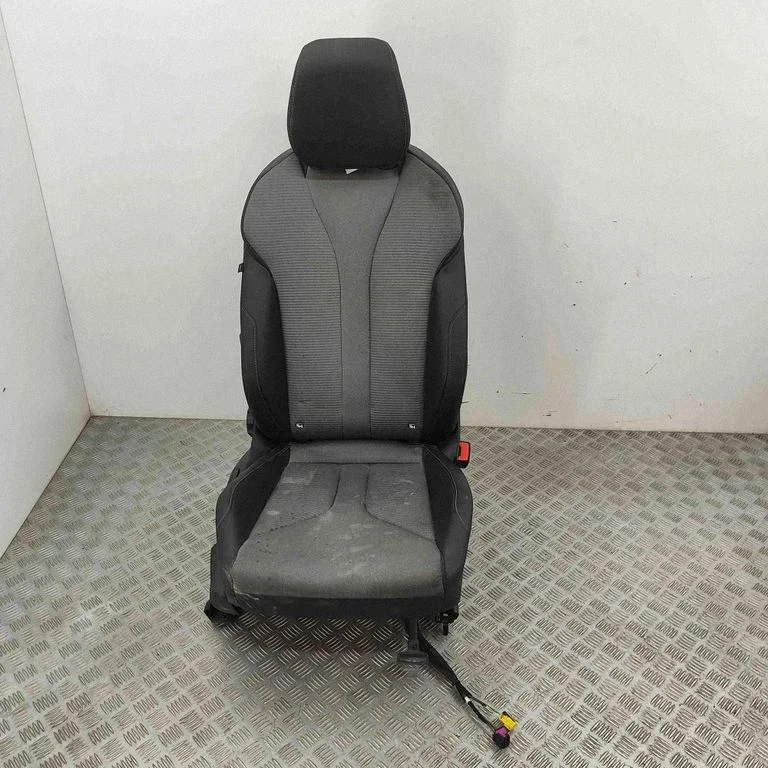 Front passenger seat – Skoda Enyaq iV (2020-)