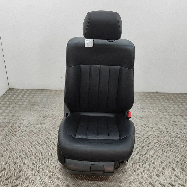 Priekšējais pasažiera sēdeklis A2129108606