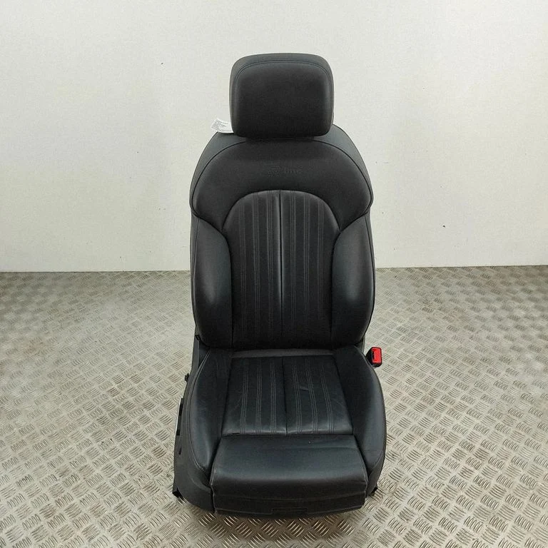 Fotel pasażera przedni 8K0881106AB